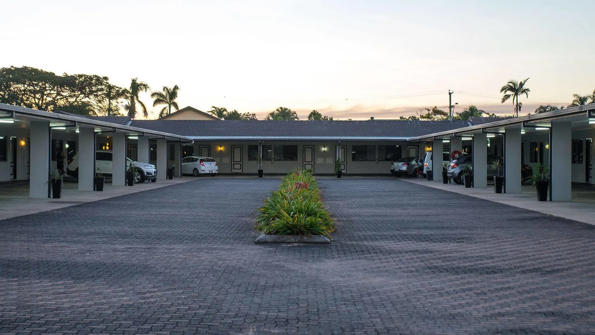 Alara Motor Inn Mackay Motel